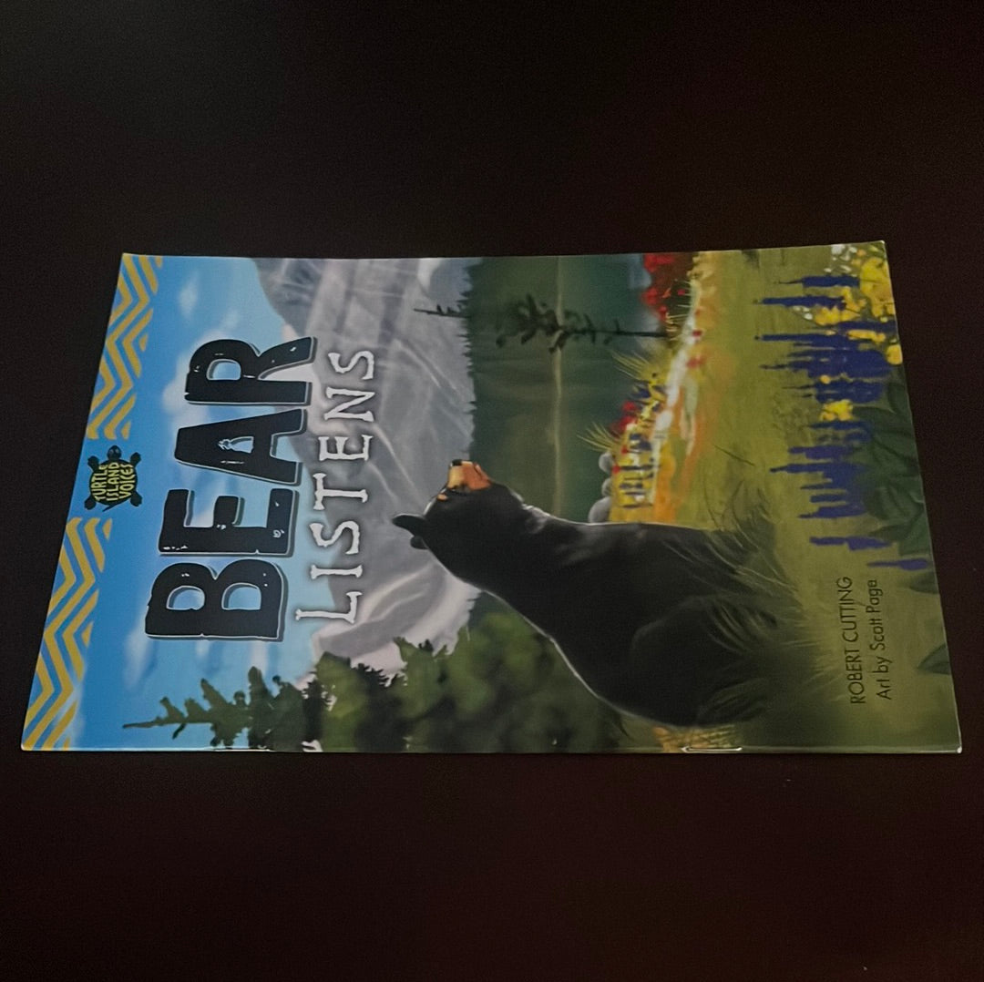 Bear Listens - Cutting, Robert