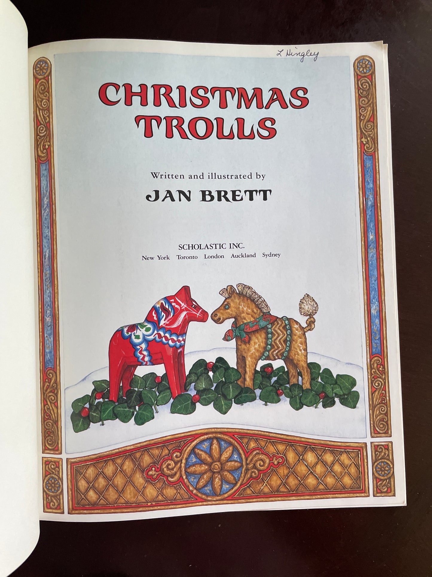 Christmas Trolls - Brett, Jan