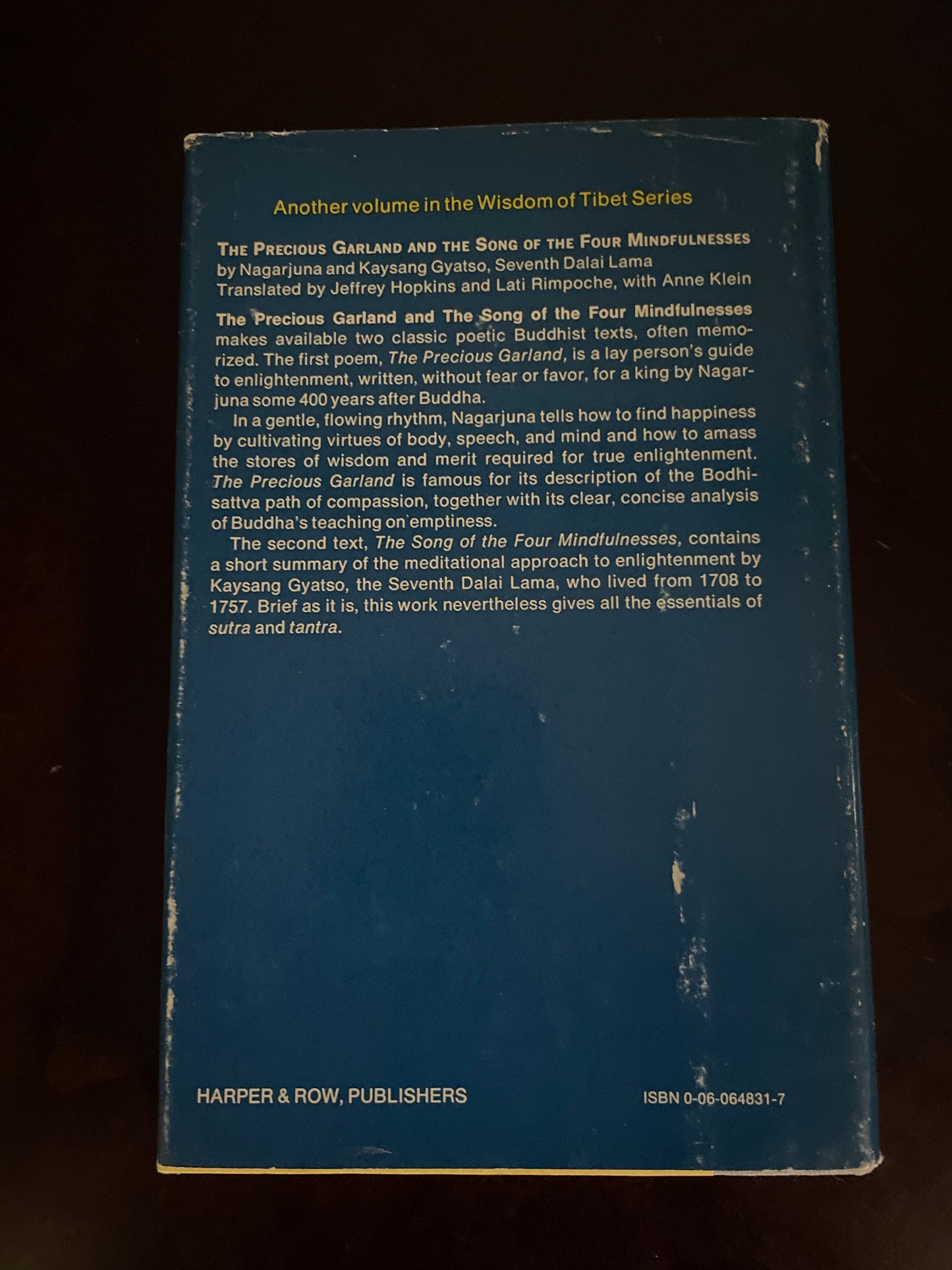 The Buddhism of Tibet and the Key to the Middle Way - Gyatso, Tenzin (The 14th Dalai Lama)