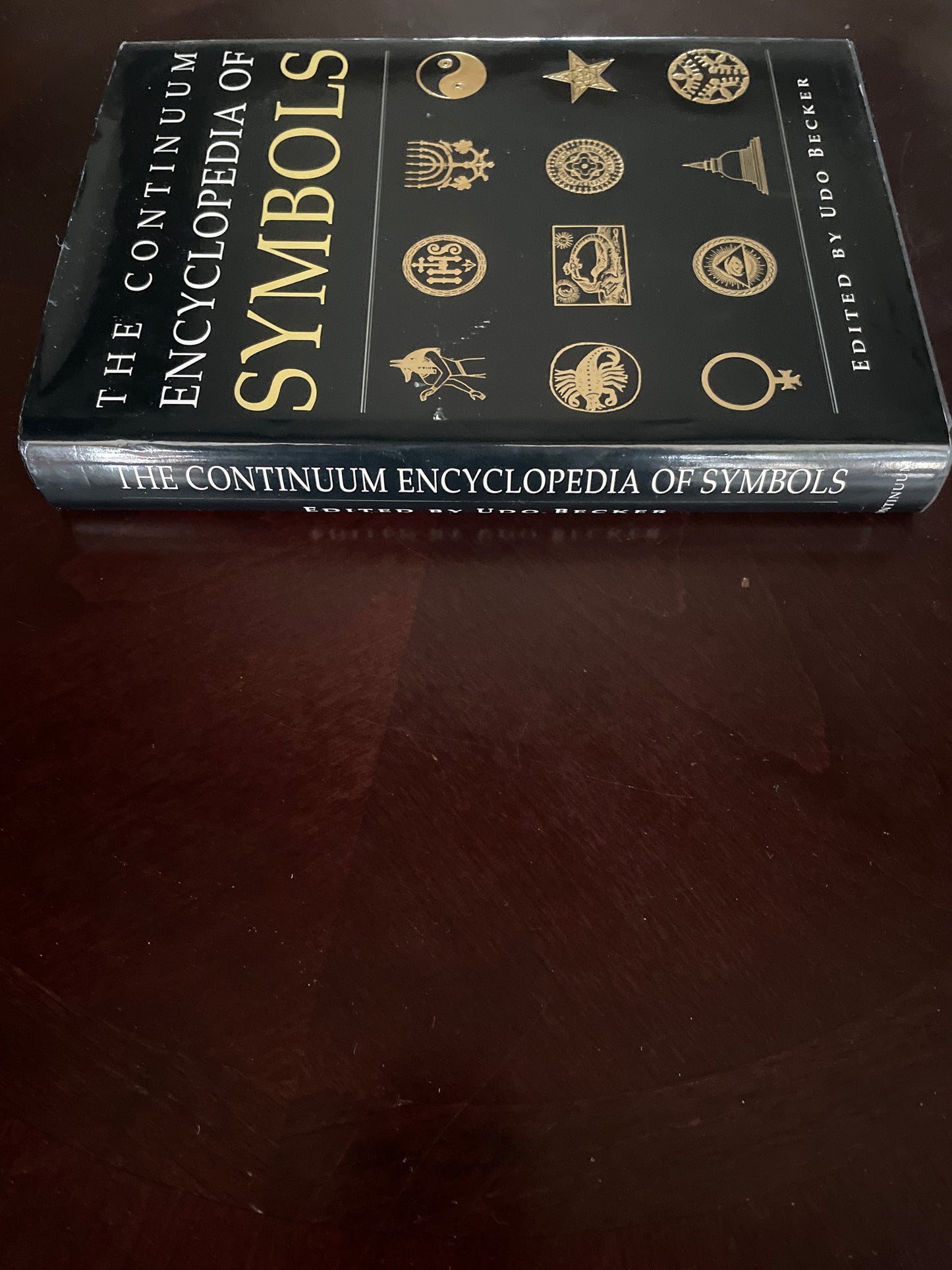The Continuum Encyclopedia of Symbols - Becker, Udo