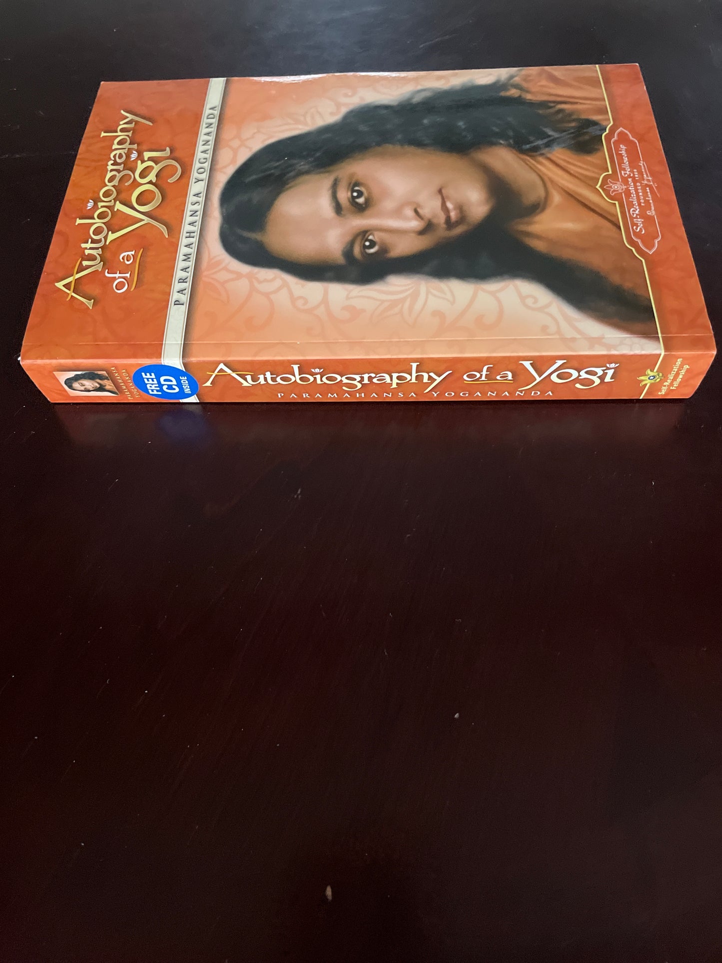 Autobiography of a Yogi (with CD) - Yogananda, Paramahansa