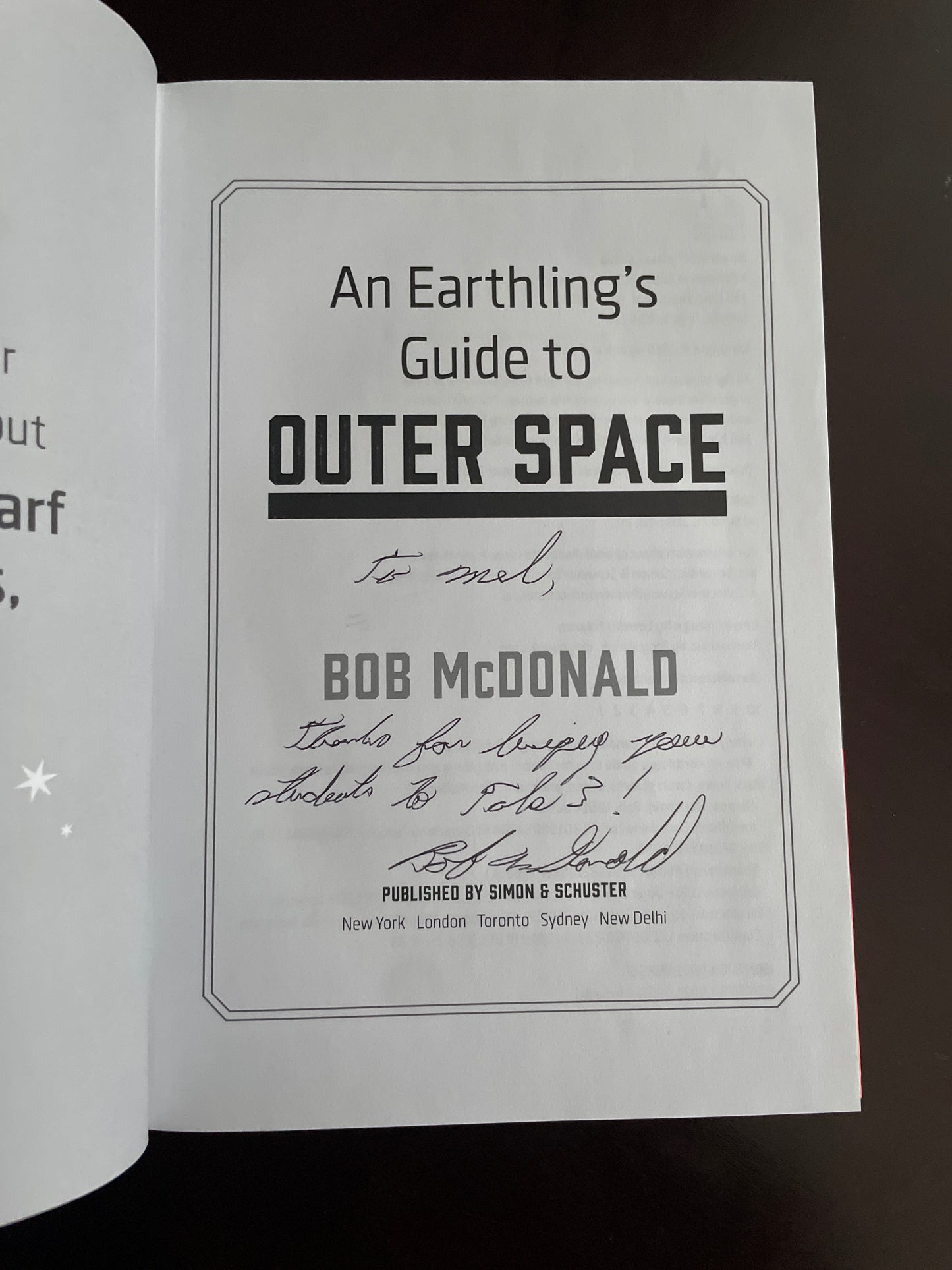 An Earthling's Guide to Outer Space: Everything You Ever Wanted to Know About Black Holes, Dwarf Planets, Aliens, and More (Inscribed) - McDonald, Bob