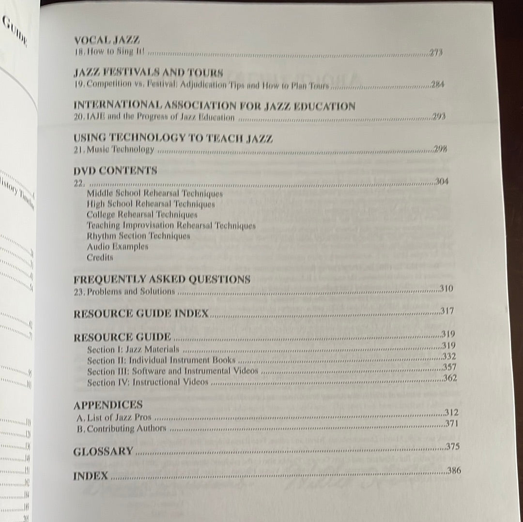 Jazz Pedagogy: The Jazz Educator's Handbook and Resource Guide, Book & DVD - Dunscomb, J. Ricard; Hill, Willie L.