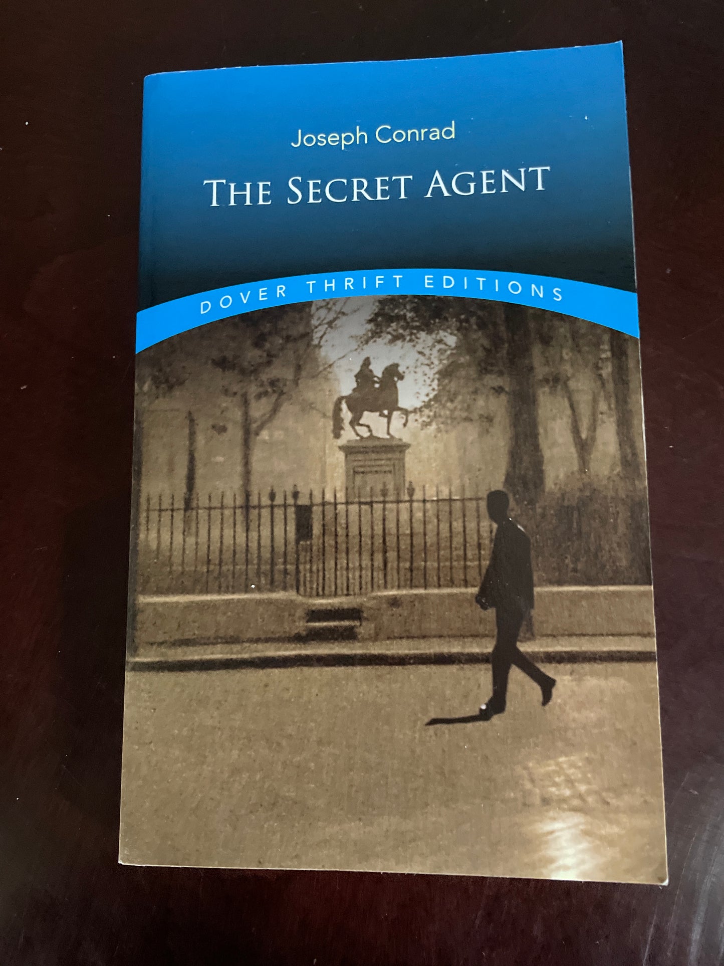 The Secret Agent (Dover Thrift Editions) - Conrad, Joseph