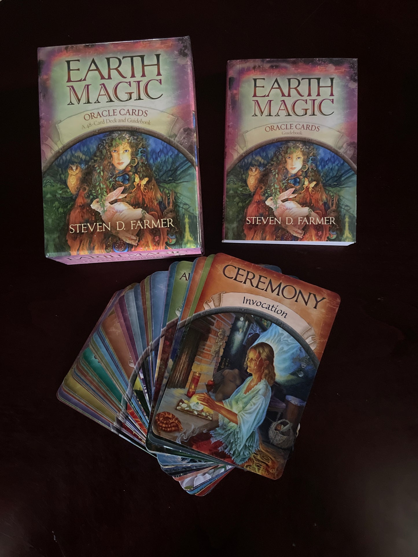 Earth Magic Oracle Cards: A 48-Card Deck and Guidebook - Farmer PhD, Steven D.