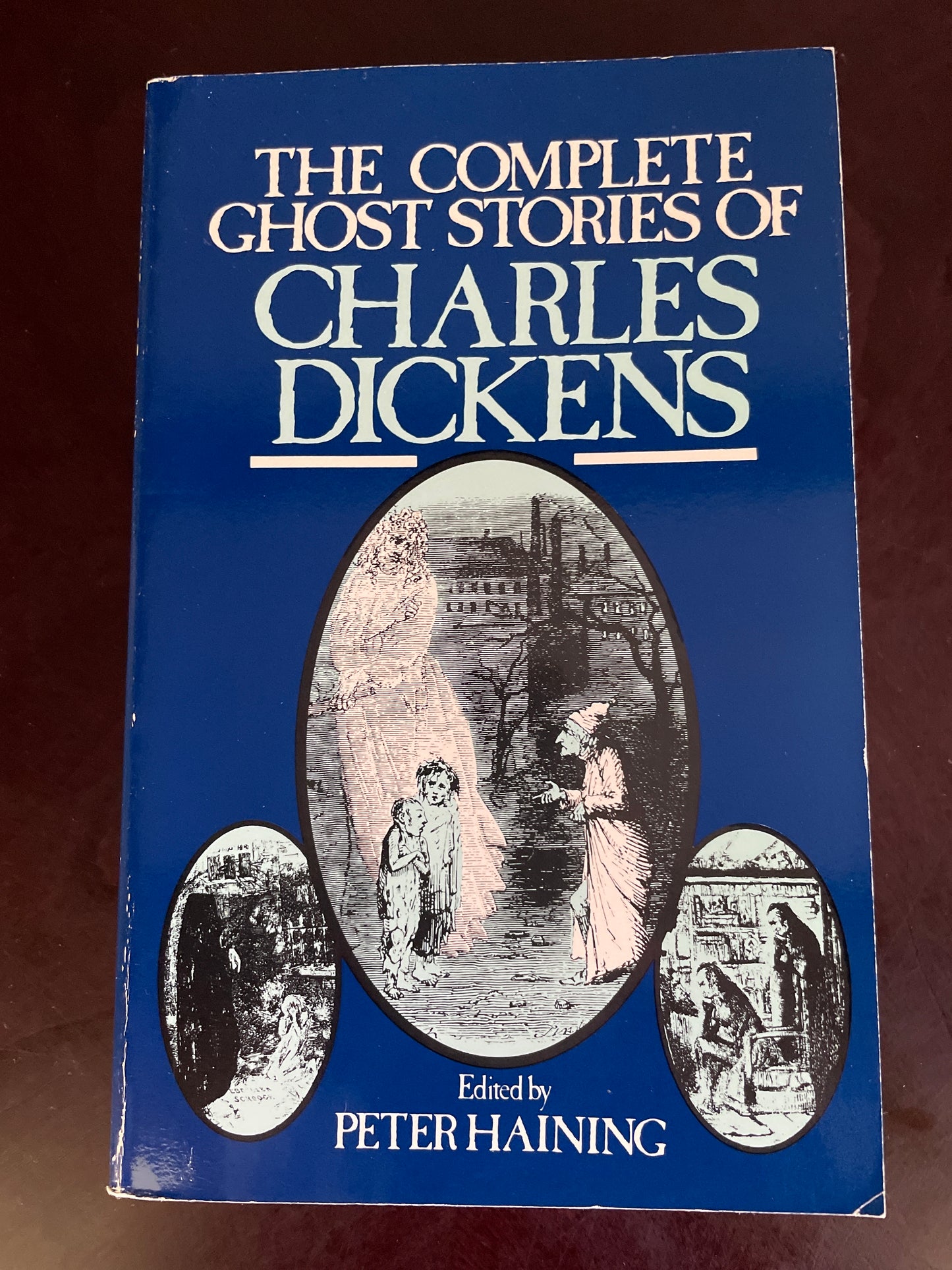 ***The Complete Ghost Stories of Charles Dickens - Dickens, Charles