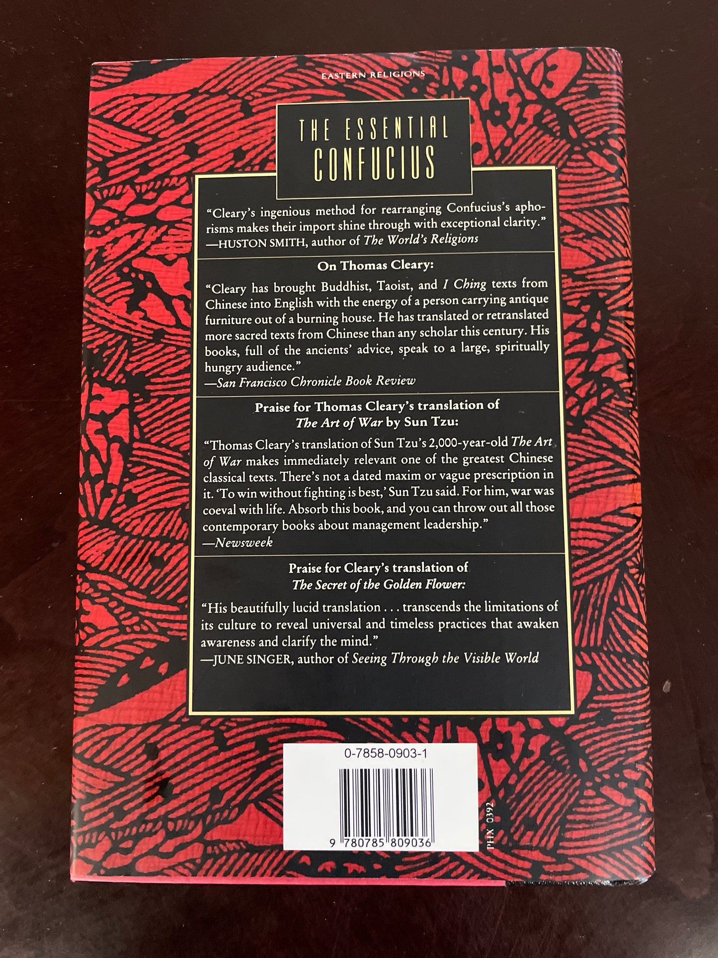 The Essential Confucius: The Heart of Confucius' Teachings in Authentic I Ching Order - Cleary, Thomas