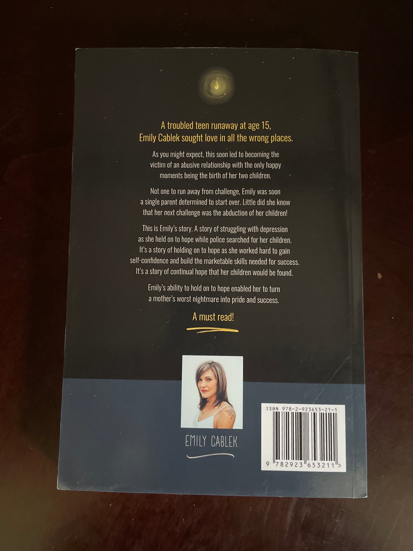 Holding onto Hope: My Journey through Hell and Back (Signed) Cablek, Emily