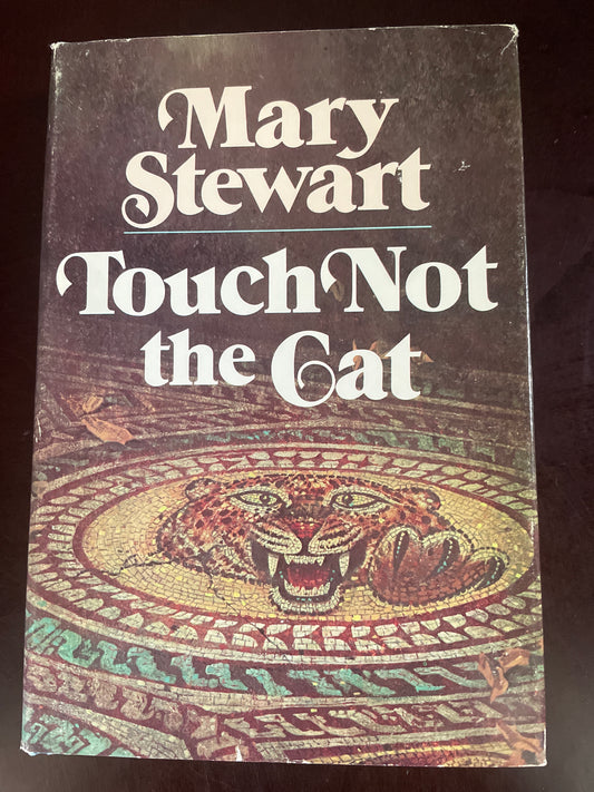 Touch Not the Cat - Stewart, Mary