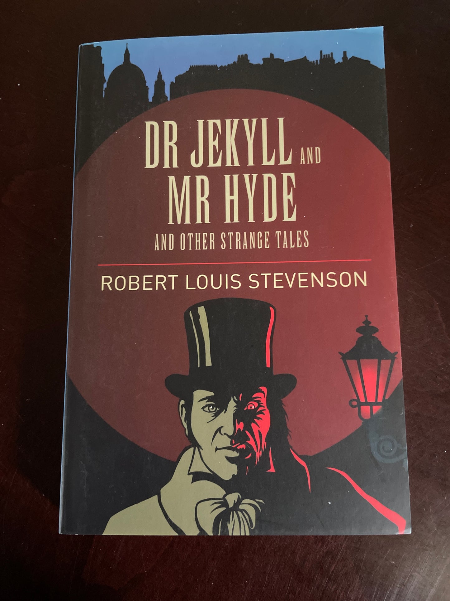 Dr Jekyll and Mr Hyde and Other Strange Tales - Stevenson, Robert Louis