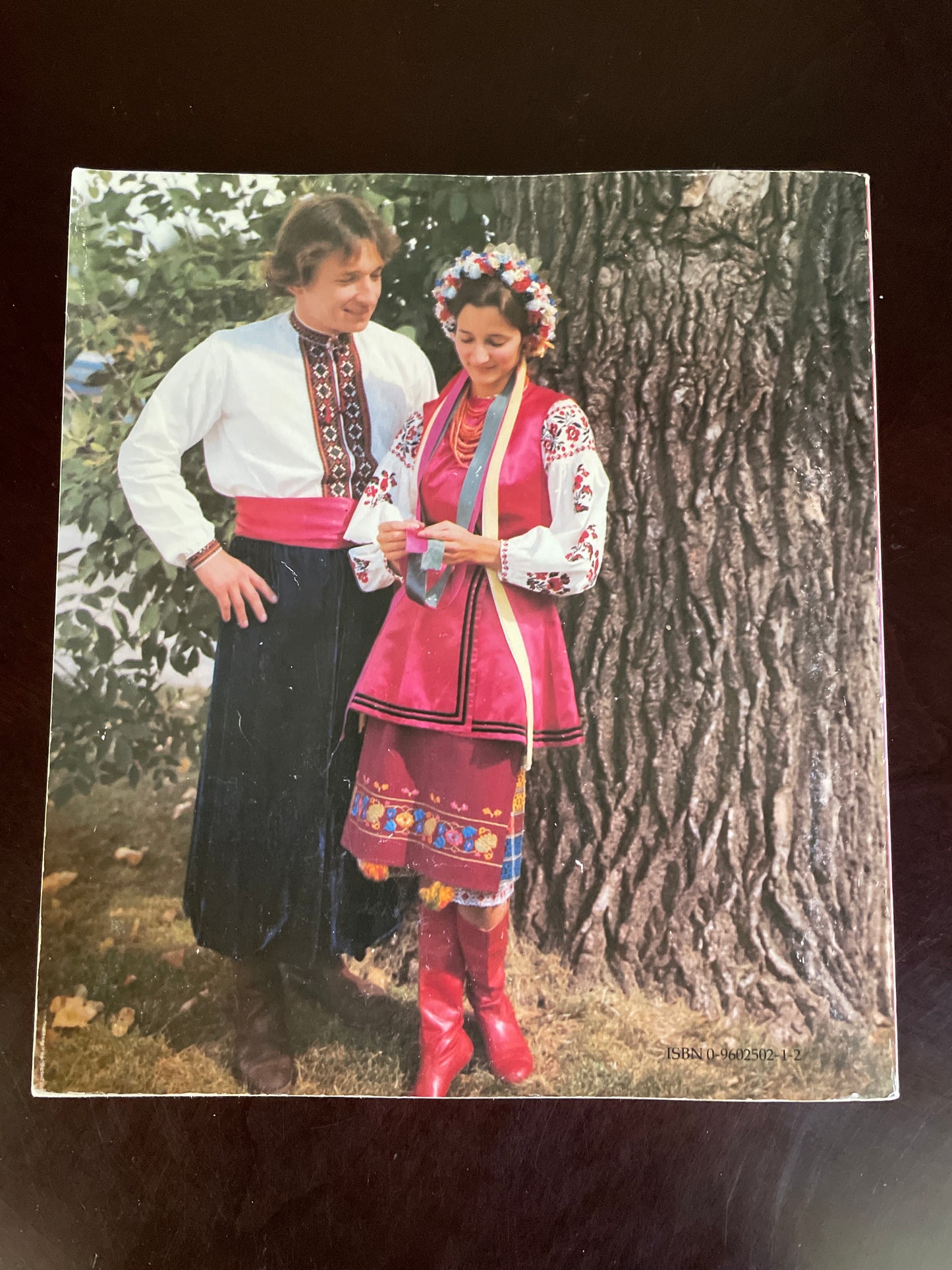 Ukrainian Embroidery - Kmit, Ann; Luciow, Johanna; Luciow, Loretta