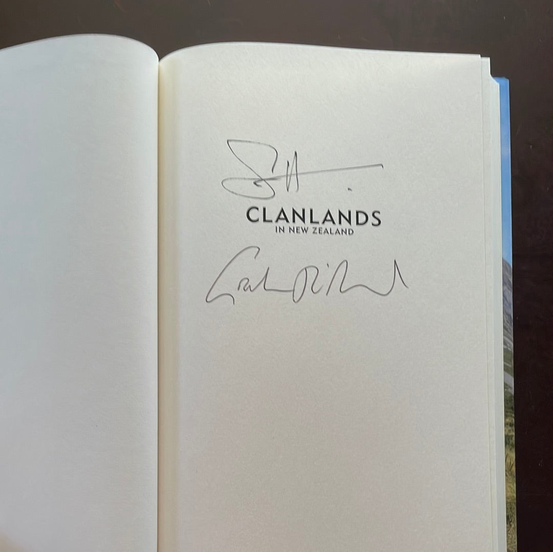 Clanlands in New Zealand: Kiwis, Kilts, and an Adventure Down Under (Signed) - Heughan, Sam; McTavish, Graham
