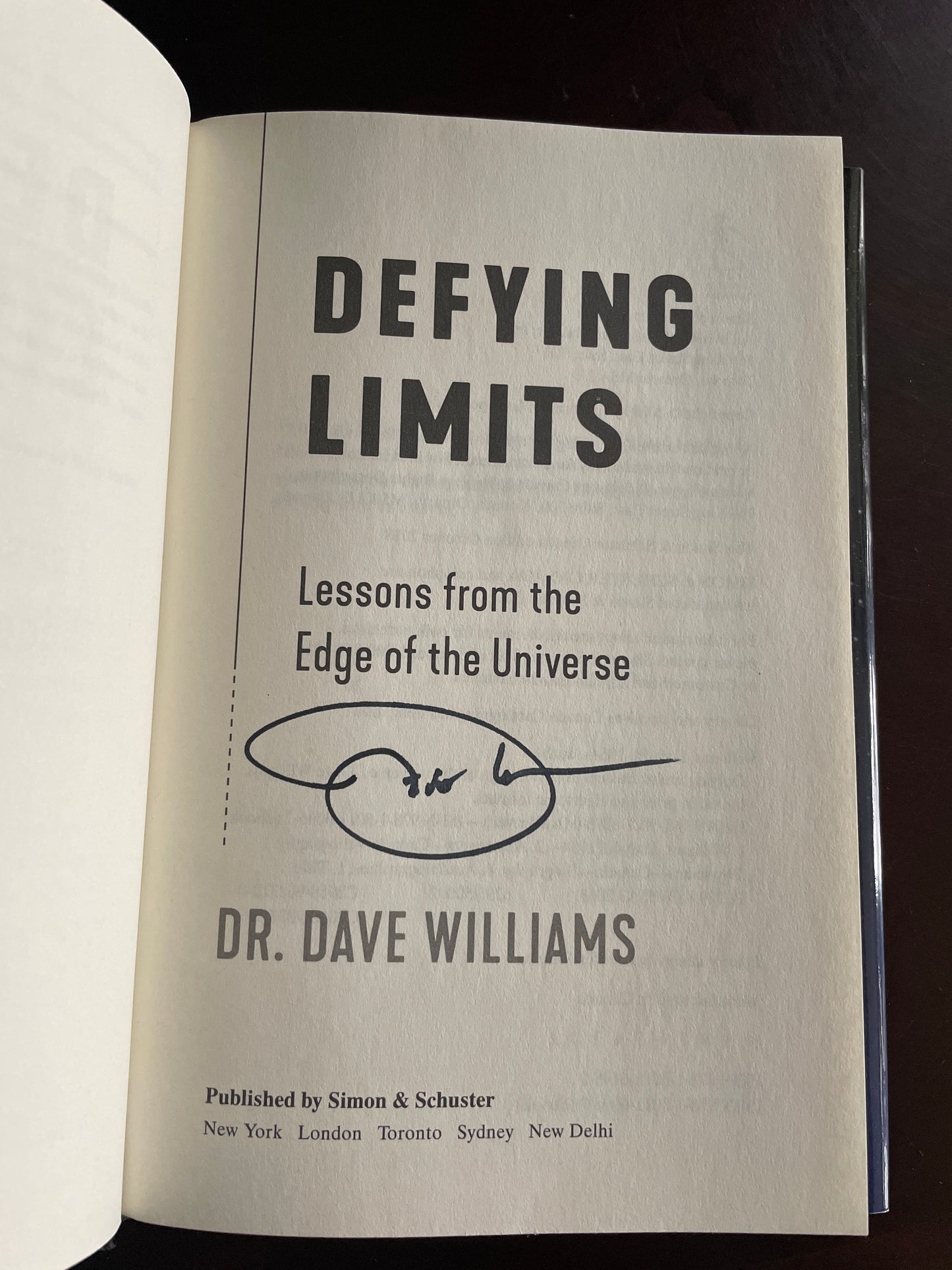 Defying Limits: Lessons from the Edge of the Universe (Signed) - Williams, Dr. Dave