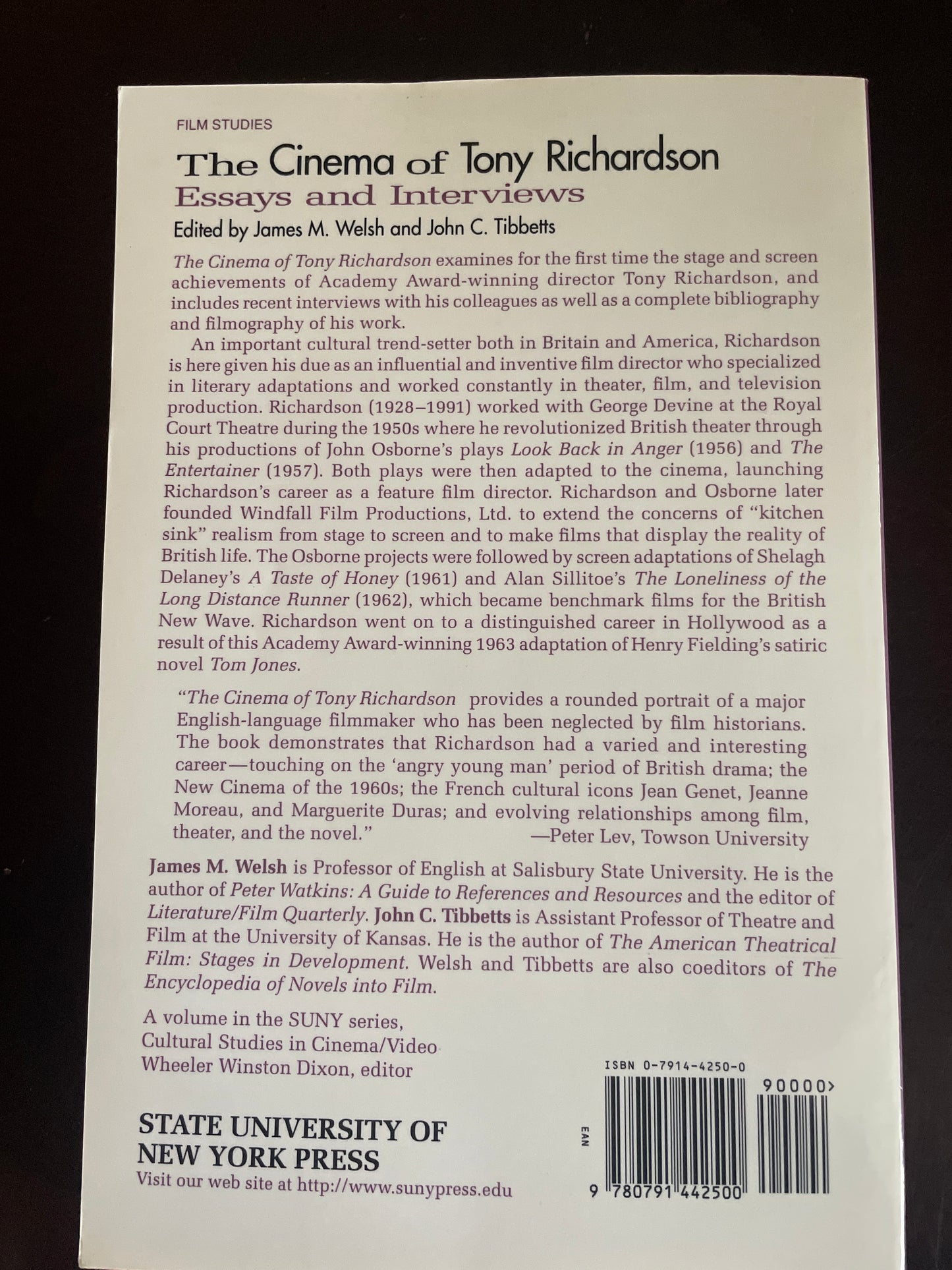 The Cinema of Tony Richardson: Essays and Interviews - Welsh, James M.; Tibbetts, John C.