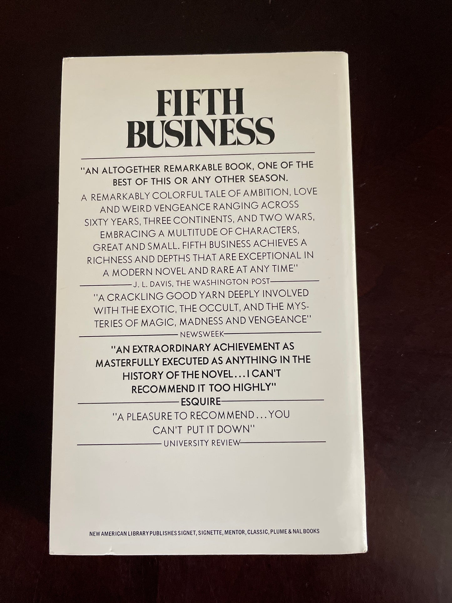 Fifth Business (Deptford Trilogy) - Davies, Robertson