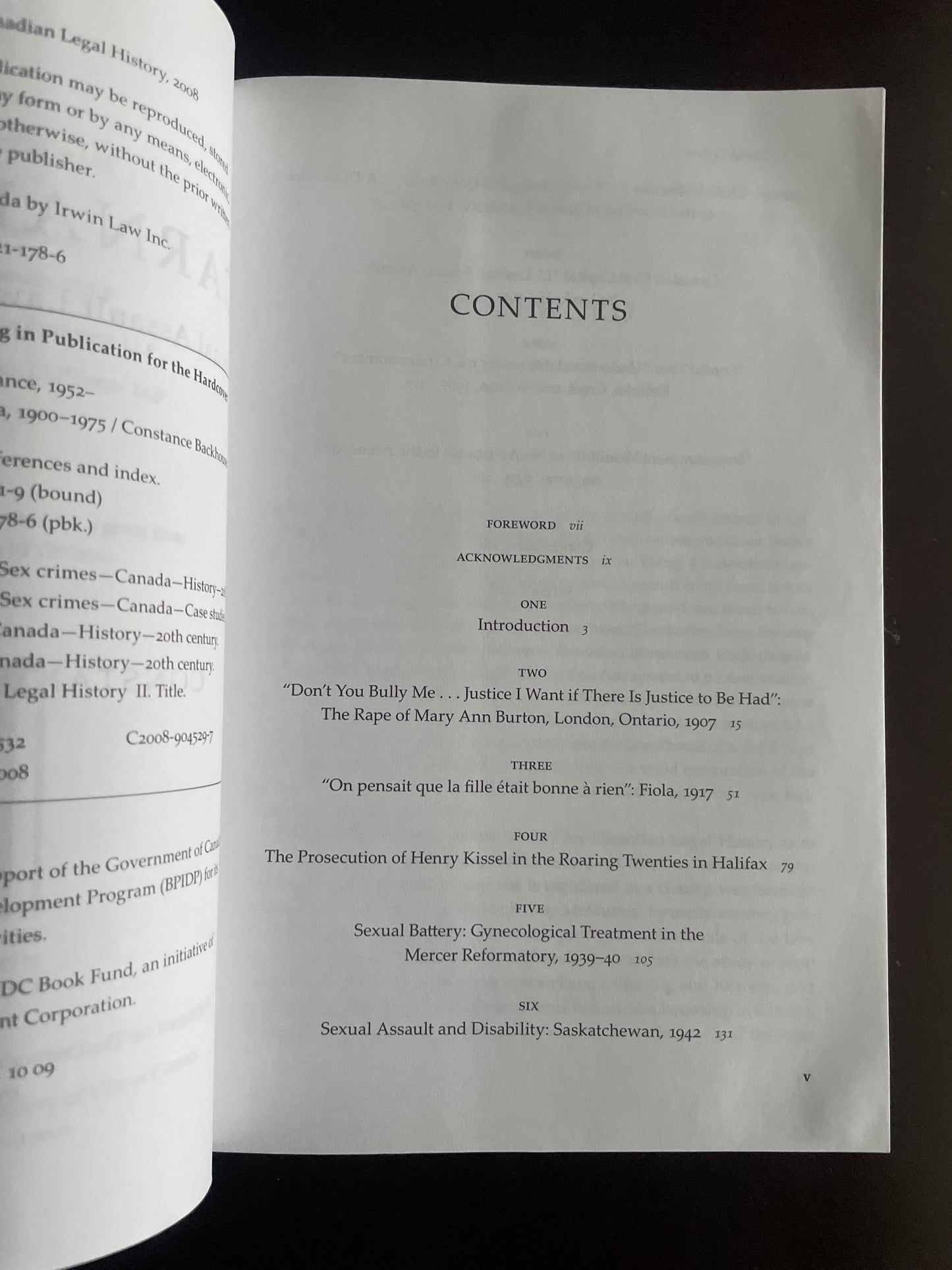 Carnal Crimes: Sexual Assault Law in Canada, 1900-1975 - Backhouse, Constance