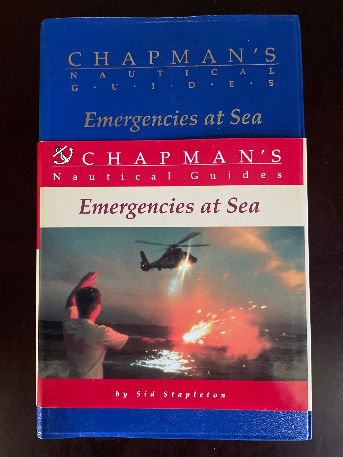 Chapman's Nautical Guides: Emergencies at Sea - Stapleton, Sid