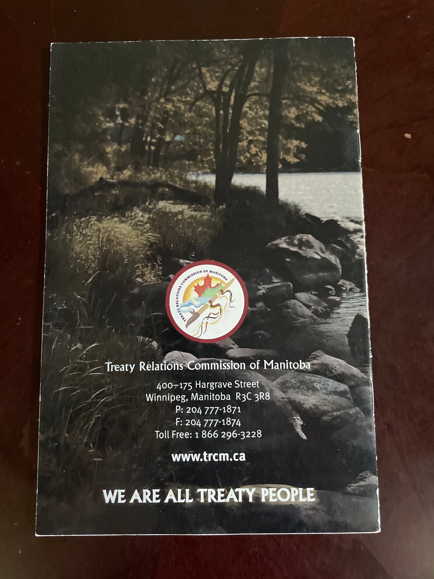 Kinikinik : A Treaty Play - Ross, Ian