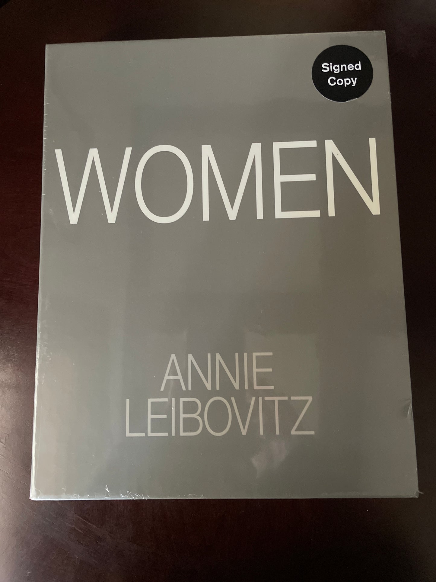 Annie Leibovitz: Women - 2025 Edition (Exclusive Signed Edition) 2 Volume Hardcover Set in Slipcover - Leibovitz, Annie