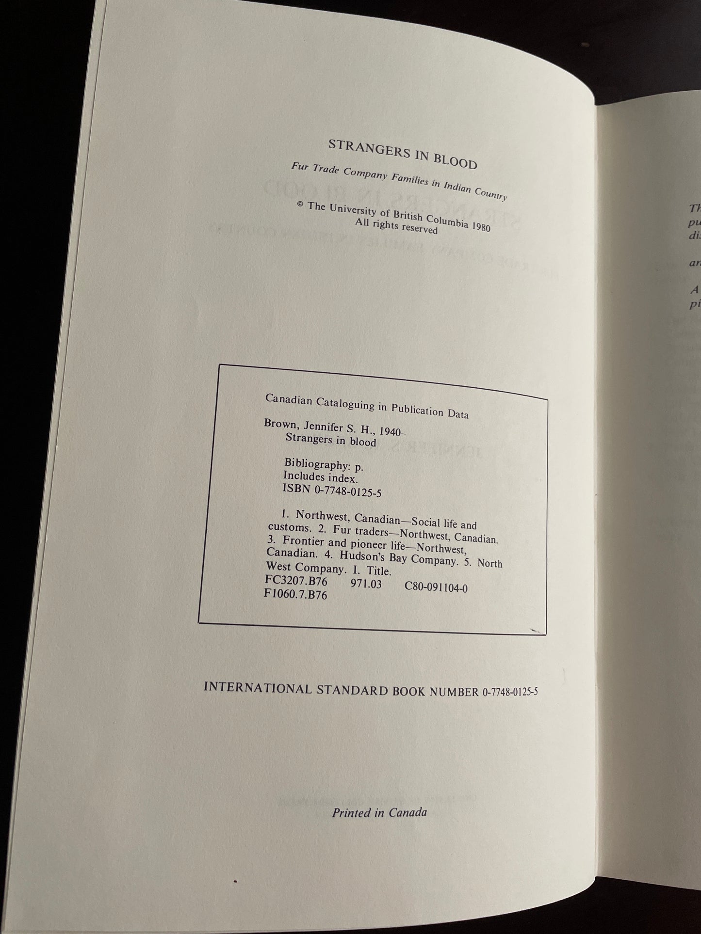 Strangers in Blood: Fur Trade Company Families in Indian Country - Brown, Jennifer S. H.