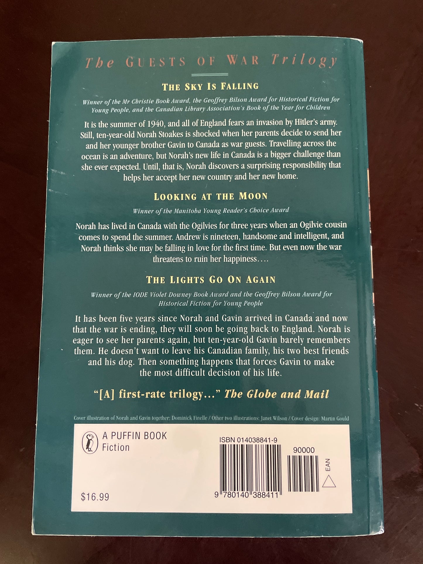 The Guests of War Trilogy: The Sky is Falling; Looking at the Moon; the Lights Go On Again = Pearson, Kit